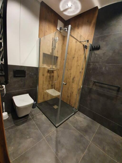 Vip Apart Bielany Przy Metrze Warsaw Exterior photo